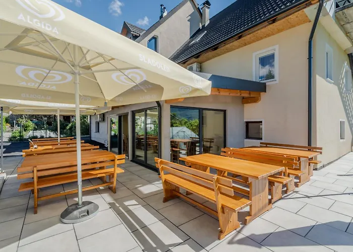 Apartma Lev