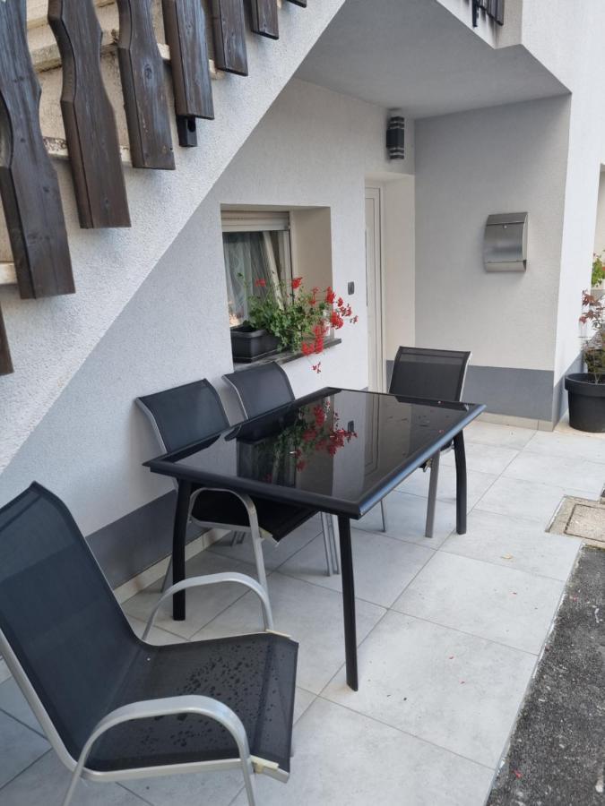 Hosnar, Apartma Lev * Bovec