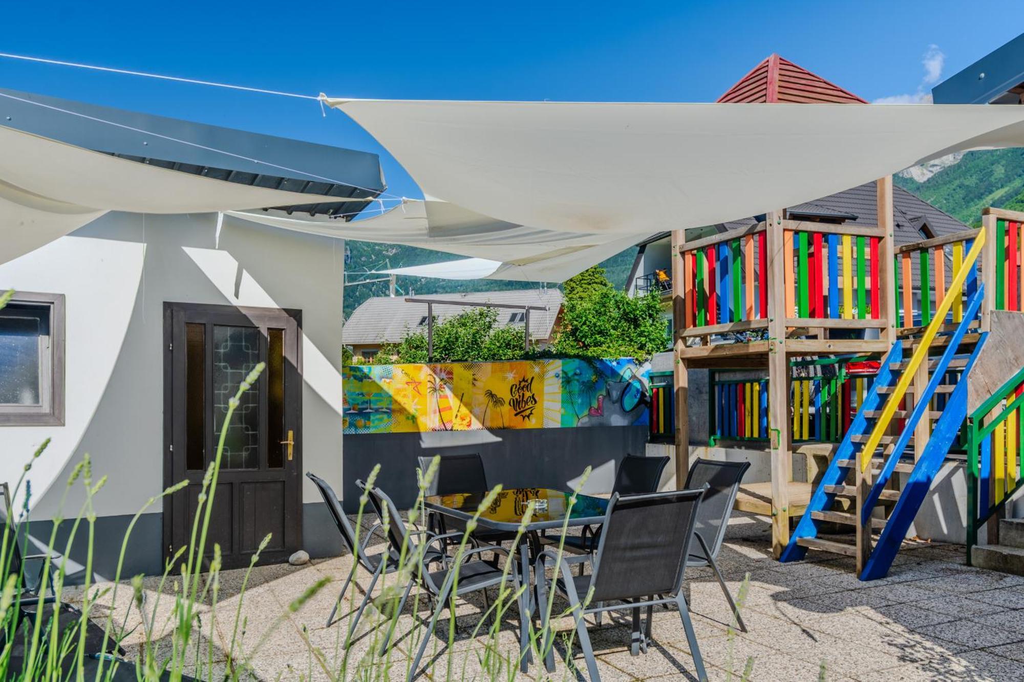 Hosnar, Apartma Lev * Bovec